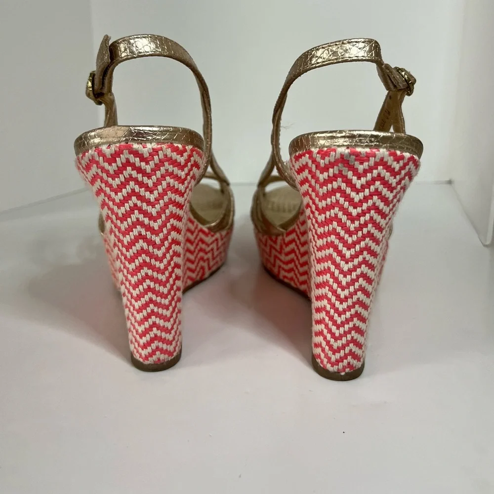 Lilly Pulitzer Sophie Pink and Gold Chevron Slingback Open Toe Strappy Wedges 6M